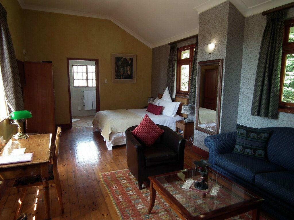 Clarence House Get the Best Deal Book SelfCatering or Bed and Breakfast Now!