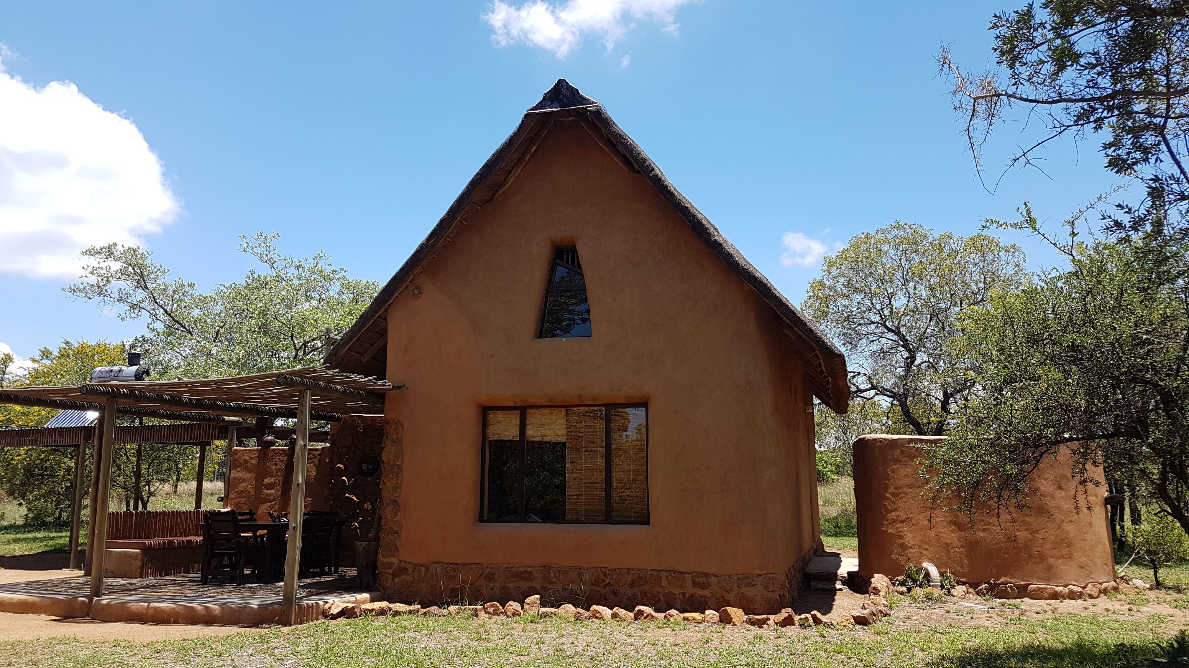 Adama Artistic Chalets & Teepees