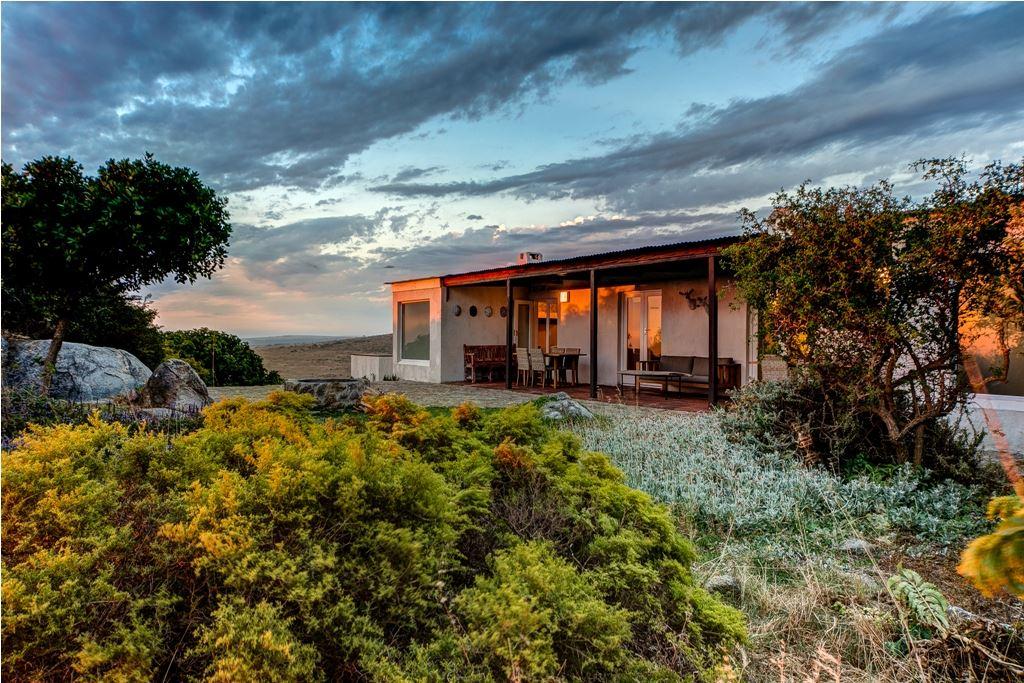 !Khwa ttu | Jakkalsfontein Self-catering
