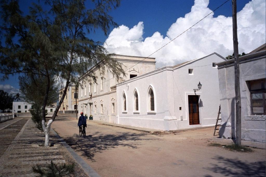 Casa das Ondas | Mozambique Island Accommodation