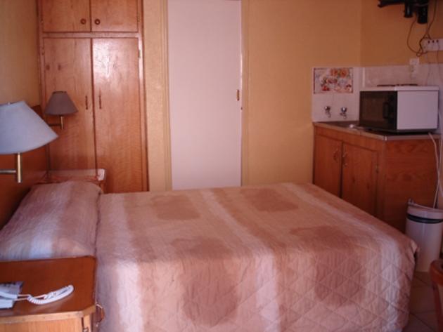 Tom's Lodge