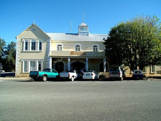 Midgley's Hotel | Self-catering Adelaide