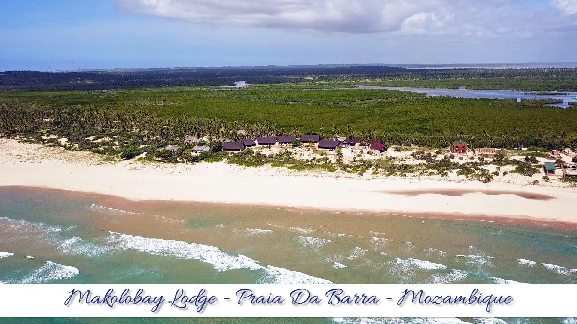 Feliz Mozambique @ Makolobay Barra
