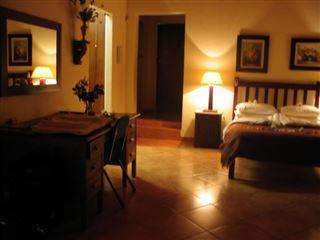 AfricaSky Guest House | Kempton Park Hotels