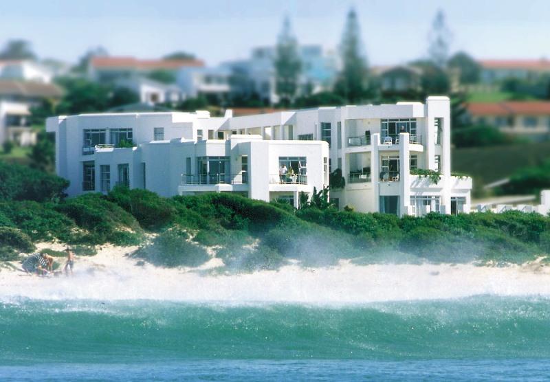 Diaz 15 House on the Bay | Jeffreys Bay Accommodation