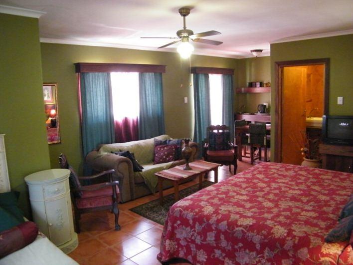 TerraMaché Beach House | Accommodation Summerstrand