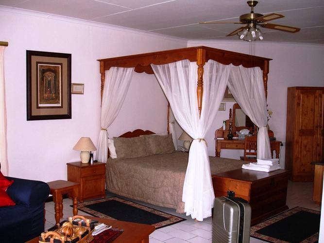 Matopos Lodge