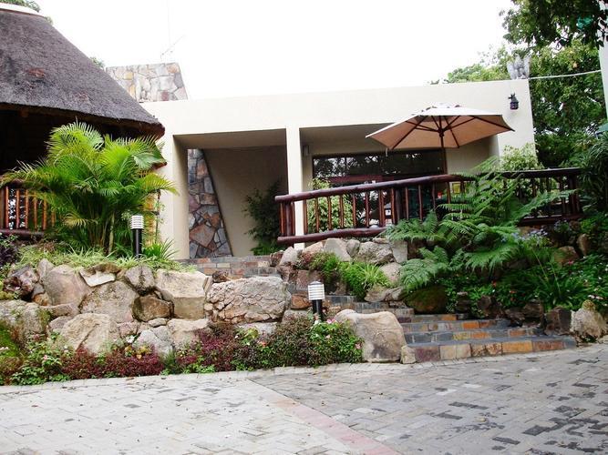 Matopos Lodge
