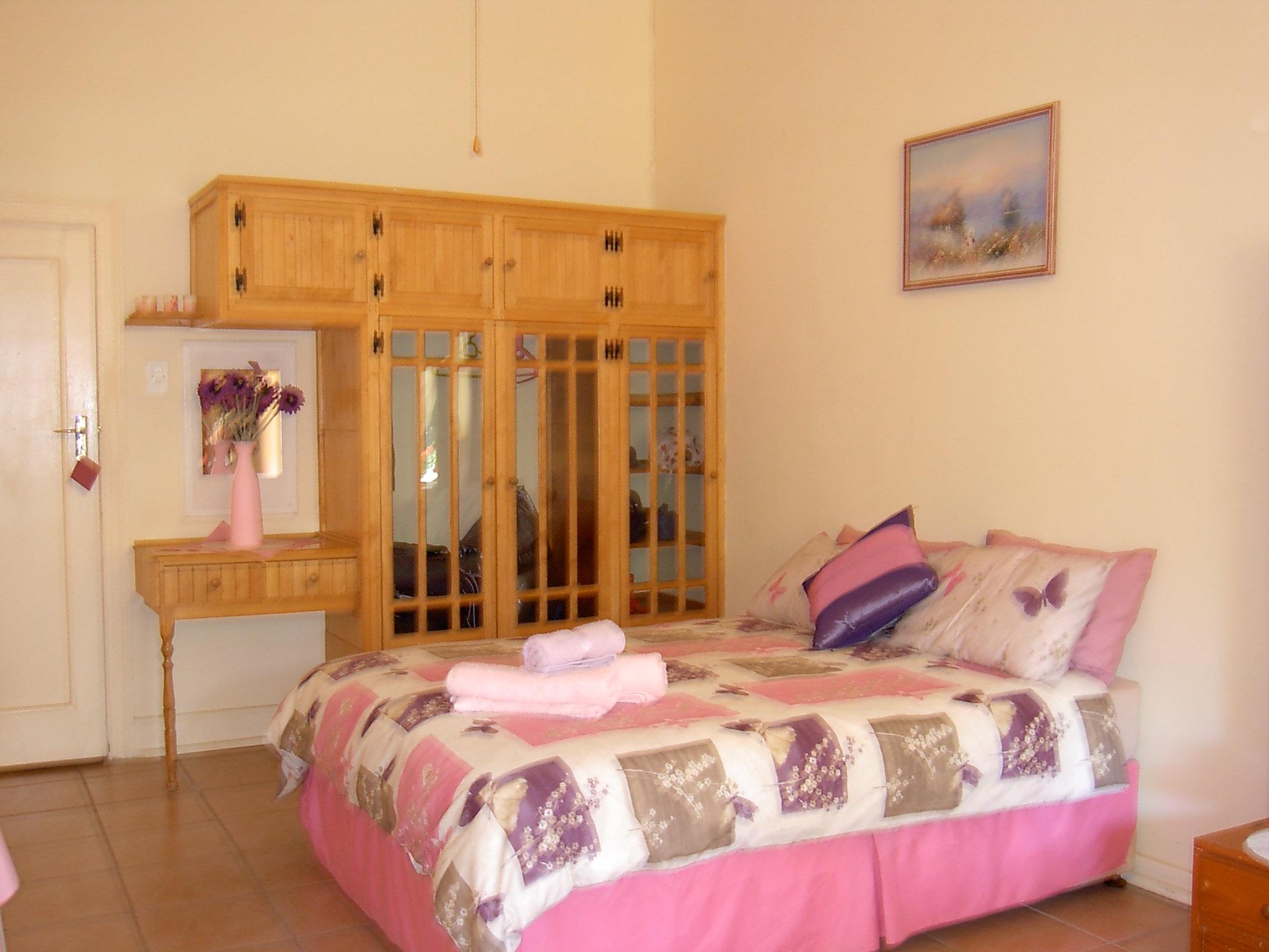 The Gold Nugget Guest House Special Deals and Offers Book Now!