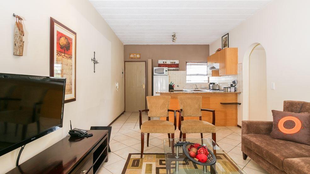 Ruby Homes - Sunninghill - Paulshof | Self-catering Paulshof