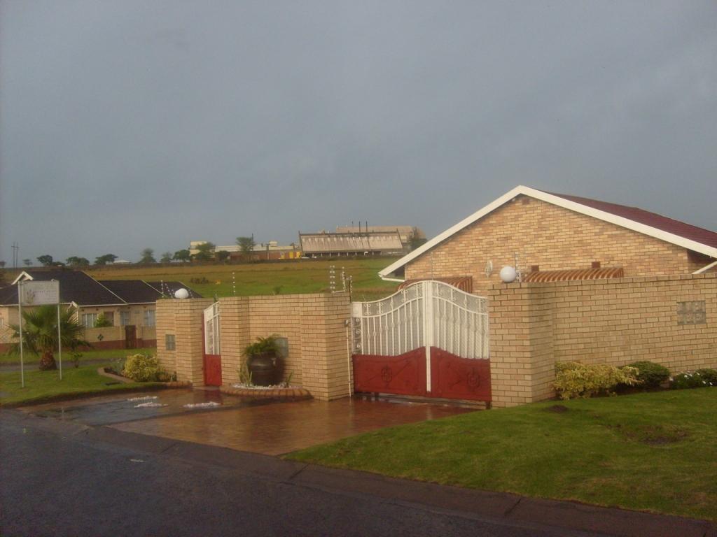 White Lillies Bed and Breakfast | Accommodation Southridge Park