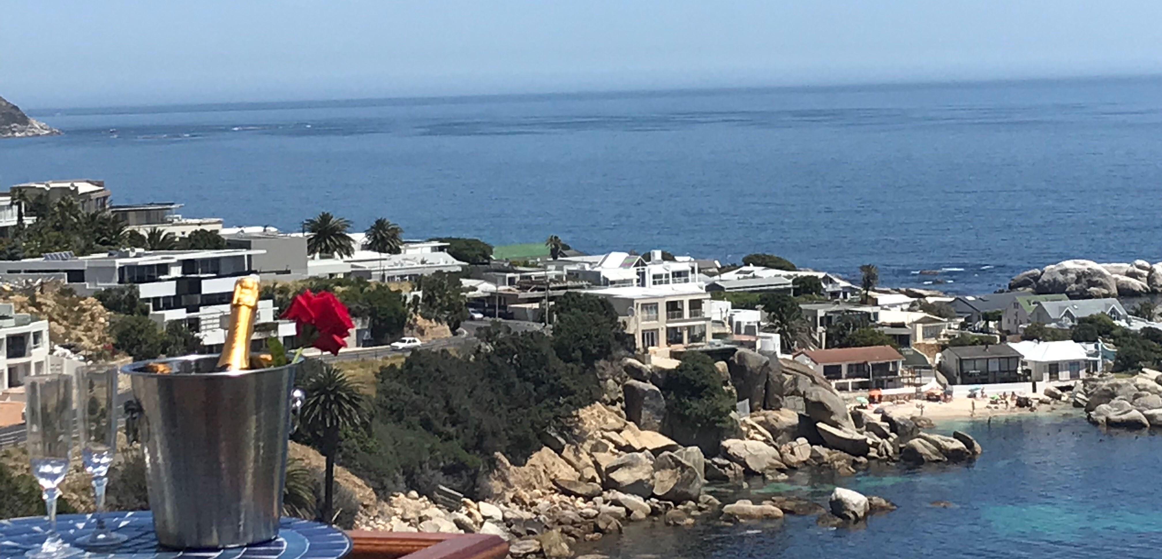 51 on Camps Bay Guest House | Accommodation Camps Bay