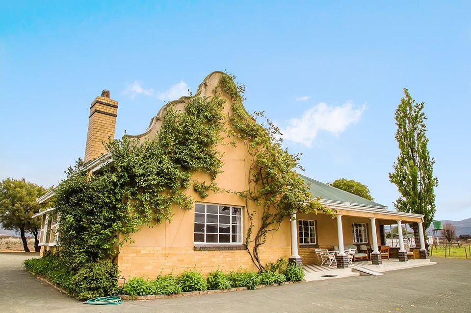 Wellwood Farm - Trymore Cottage | Graaff-Reinet Accommodation