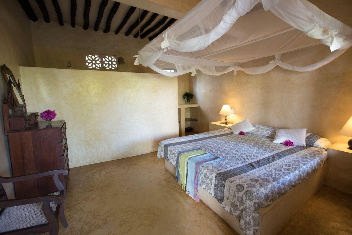 Banana House and Wellness Centre Secure Your Hotel, SelfCatering, or