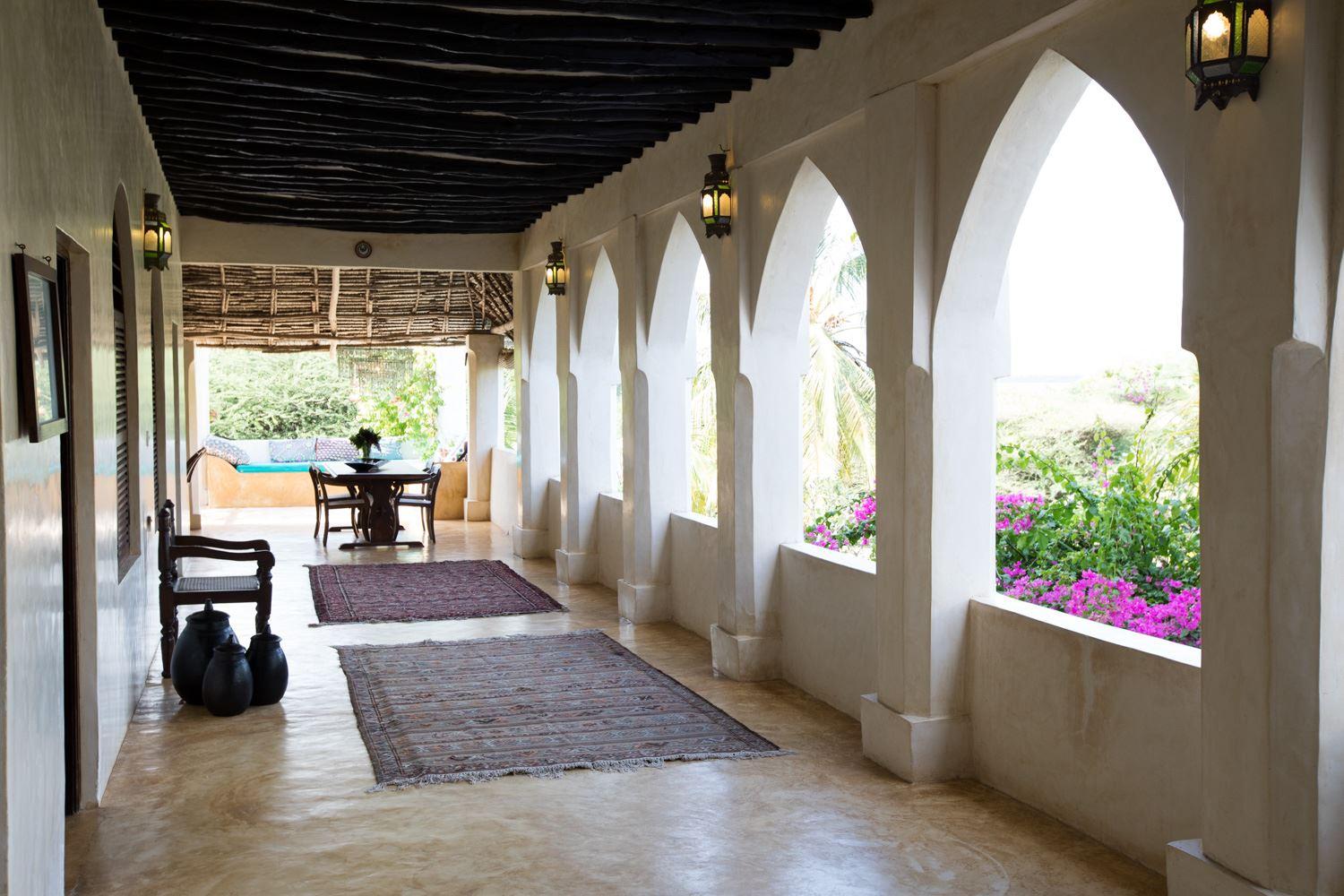 Banana House and Wellness Centre Affordable Deals Book Self