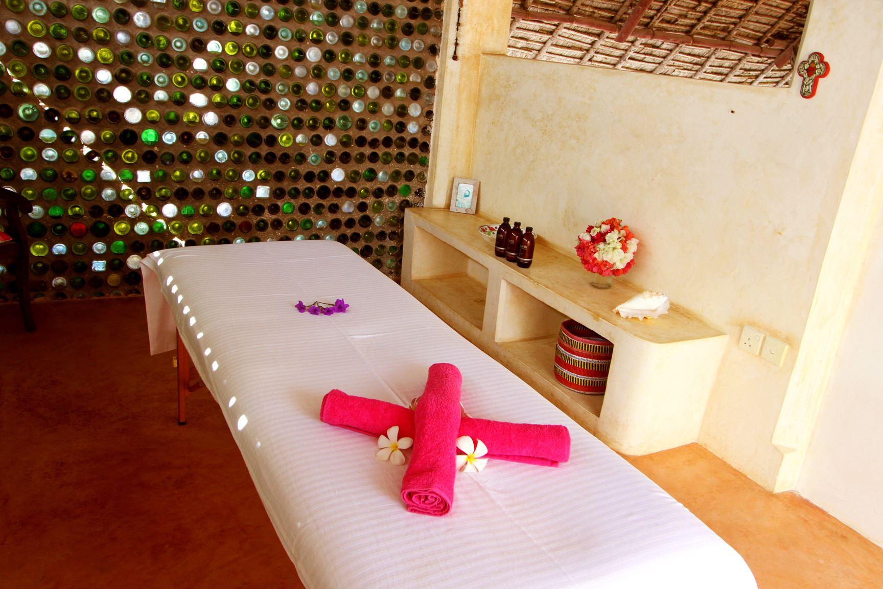 Banana House and Wellness Centre Secure Your Hotel, SelfCatering, or