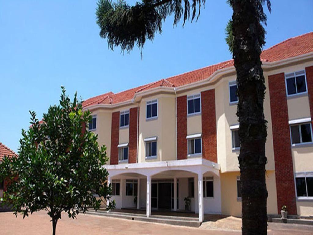 Central Inn