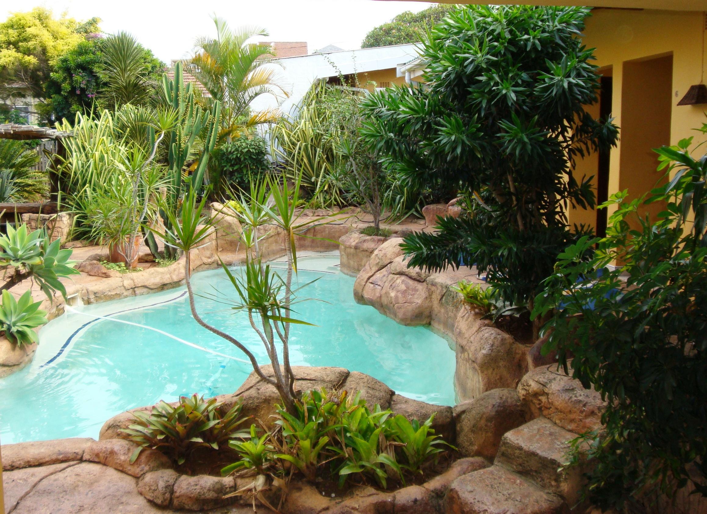 Flintstones Guest House Durban