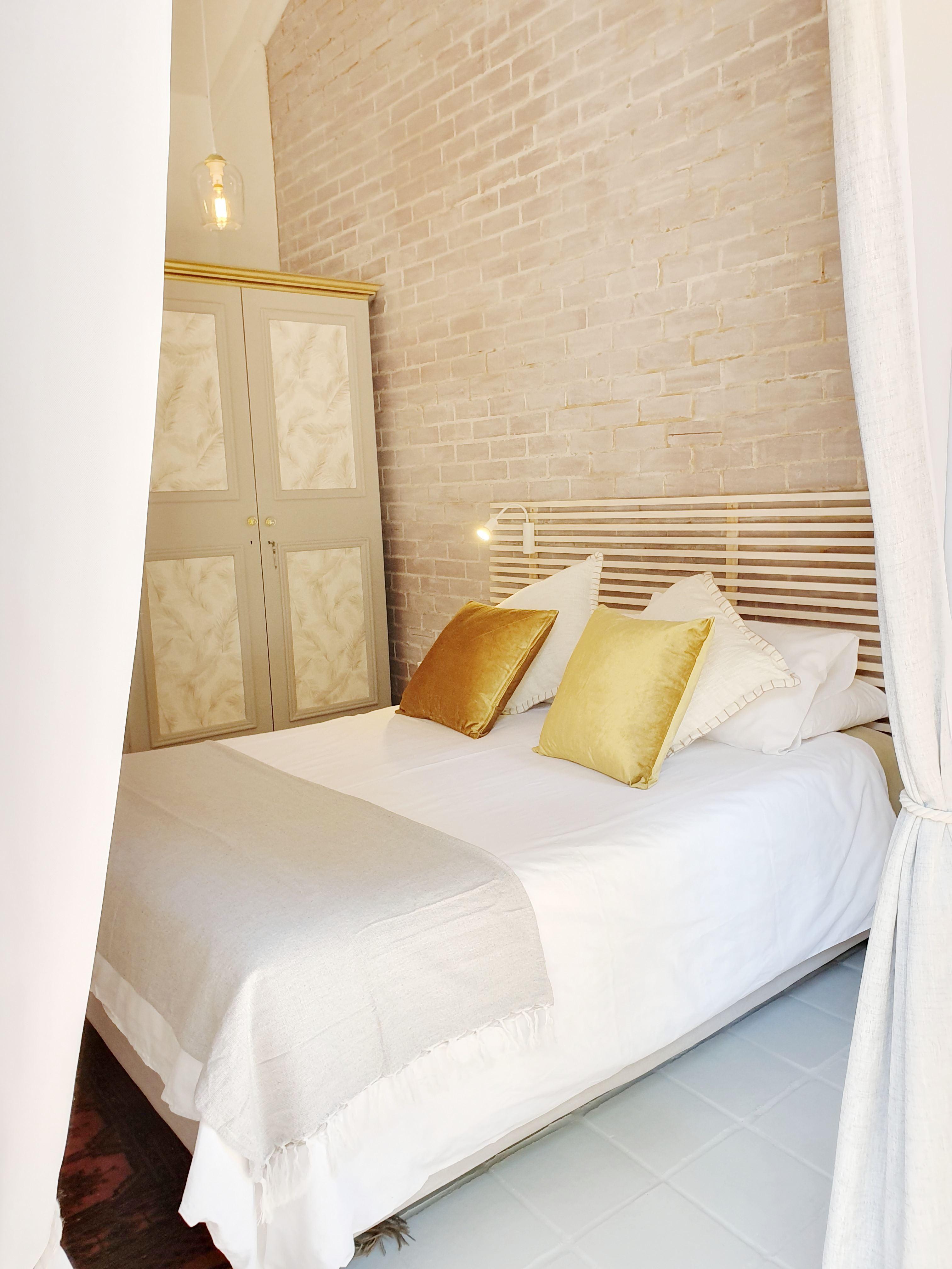 Deja-Vu Pretoria | Riviera Accommodation