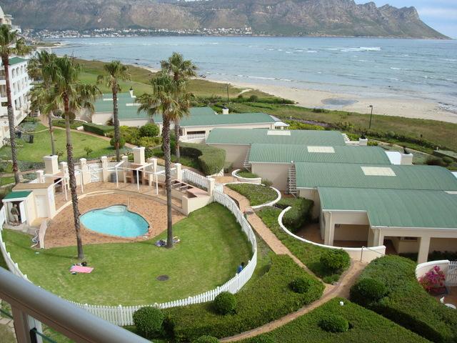 Emerald Bay | Accommodation Strand