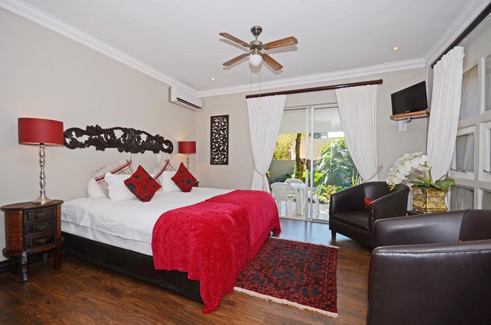 Oaklands Inn and Conference Centre