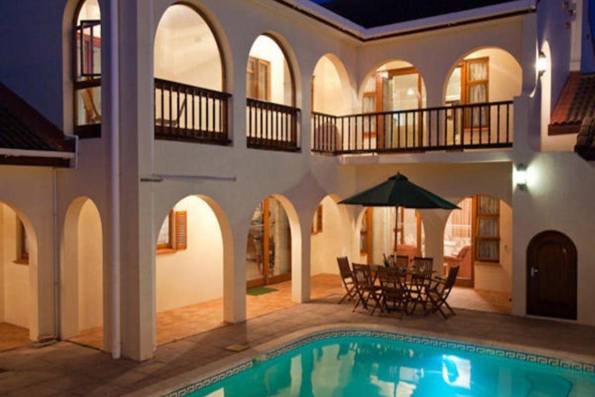 Penguino Guest House