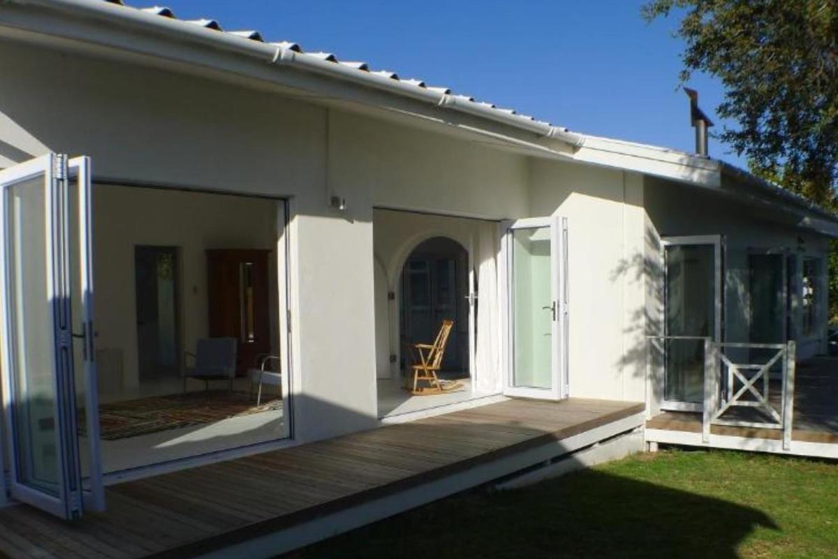 Pashasha Beach House