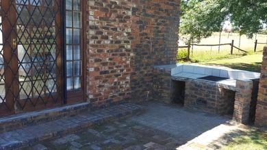 House Cottage and Contractors Manor | South Africa Specials