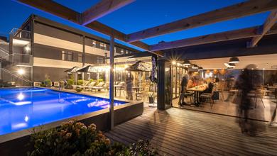 Cape Town Hotels Accommodation  Book Your Dream Self-Catering or Bed and  Breakfast Now!