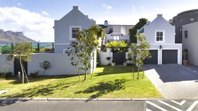 Self Catering Accommodation In Strand Top 20 Earn Rewards Reserve