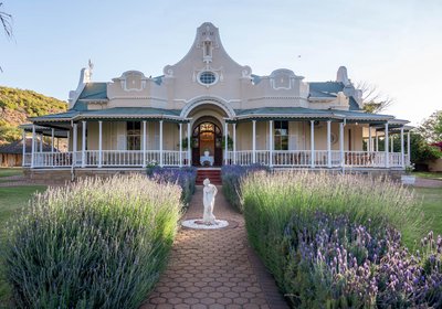 Bakenskraal Ostrich Palace