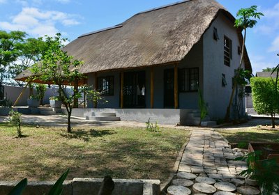 Emathulini Holiday Home