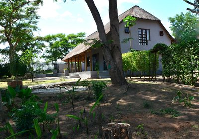 Emathulini Holiday Home