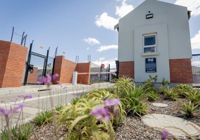 1 on York - Townhouse 61