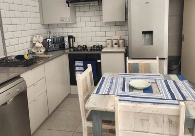 Millennial Arch @ 25 Aparthotel