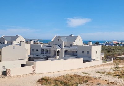 Millennial Arch @ 55 Aparthotel