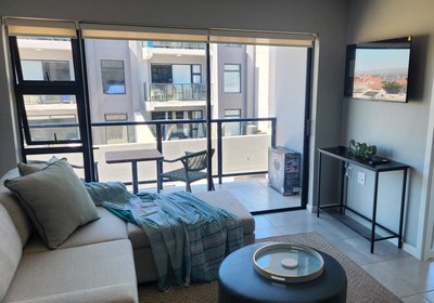 Millennial Arch @ 63 Aparthotel