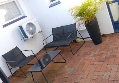 Hillton Manor Self-catering Apartments