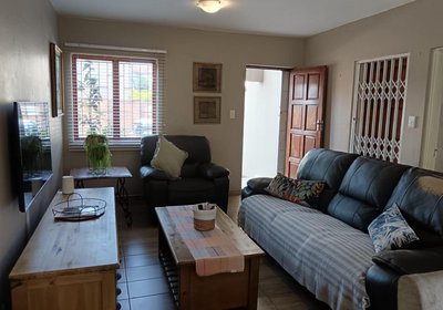 Hillton Manor Self-catering Accommodation