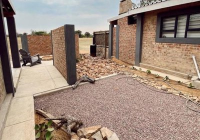 Thaba Tholo Villas
