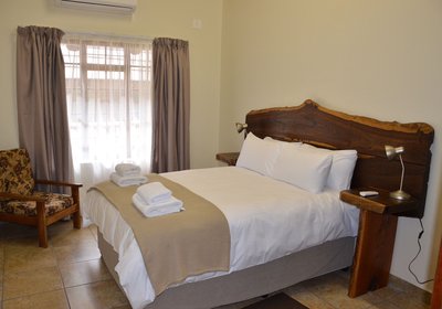 Stoep At Steenbok str