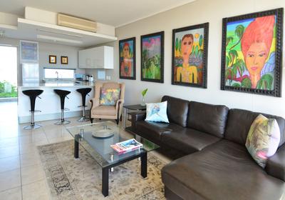 Living Space & Lounge