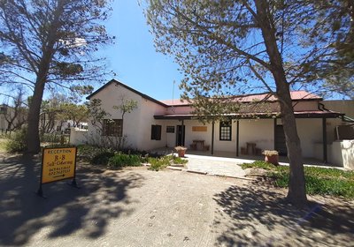 Owlhouse Backpackers