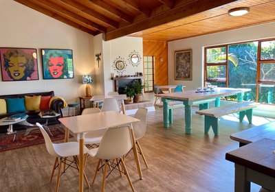 Dolphin Circle Bed and Breakfast