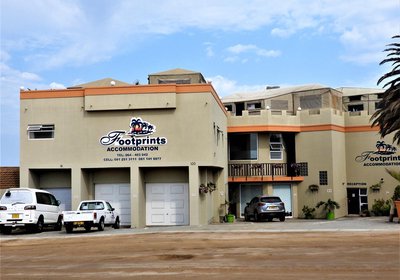 Footprints Self Catering, B&B
