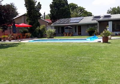 8 Ibis Lane Guest House