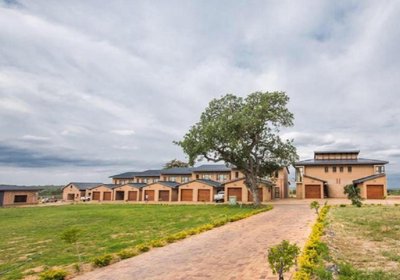 HoyoHoyo Acorns Lodge