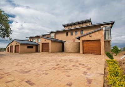 HoyoHoyo Acorns Lodge