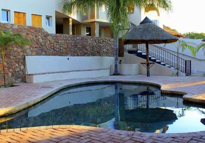 Waterfall Guesthouse - Rustenburg