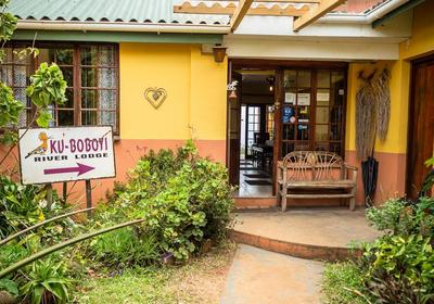 Kuboboyi River Lodge
